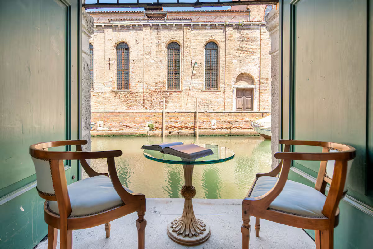 Airbnb Rental unit in Venice